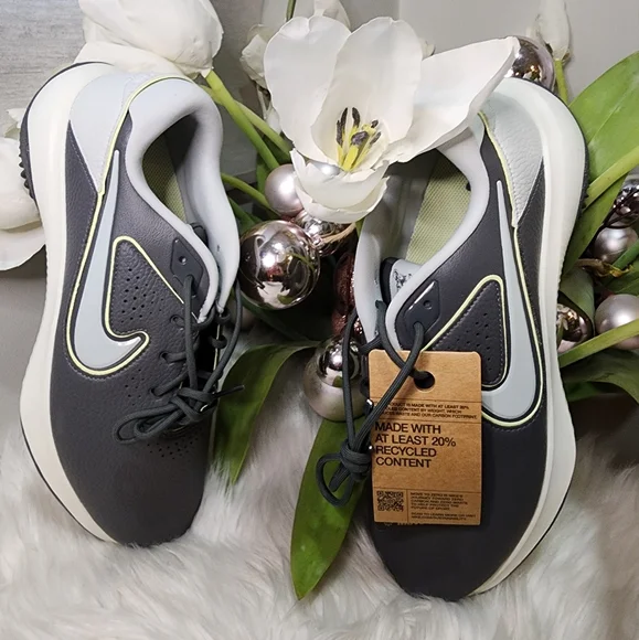 Nike | Shoes | Nike Mens Victory Pro 3 Golf Shoes Iron  display picture 3